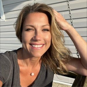 Meet your Posher, Christy